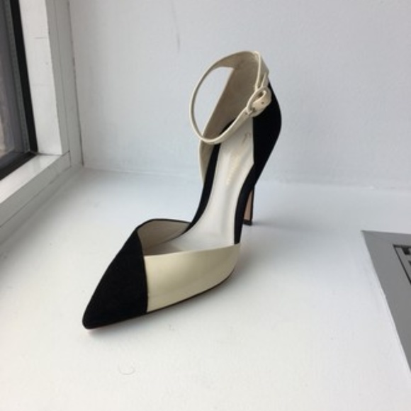 Gianvito Rossi Black and Ivory Two Toned Pumps